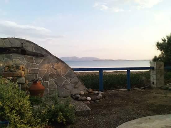 Beach Lichna Líkhna Екстериор снимка